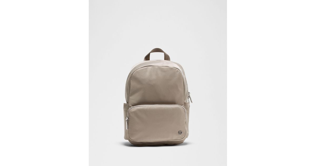 north face canada backpack THE Borealis Commuter Laptop Backpack, TNF Black, One Size and a dedicated type:shoulder bags Color:Fern Green Louis Vuitton Jungle Giant