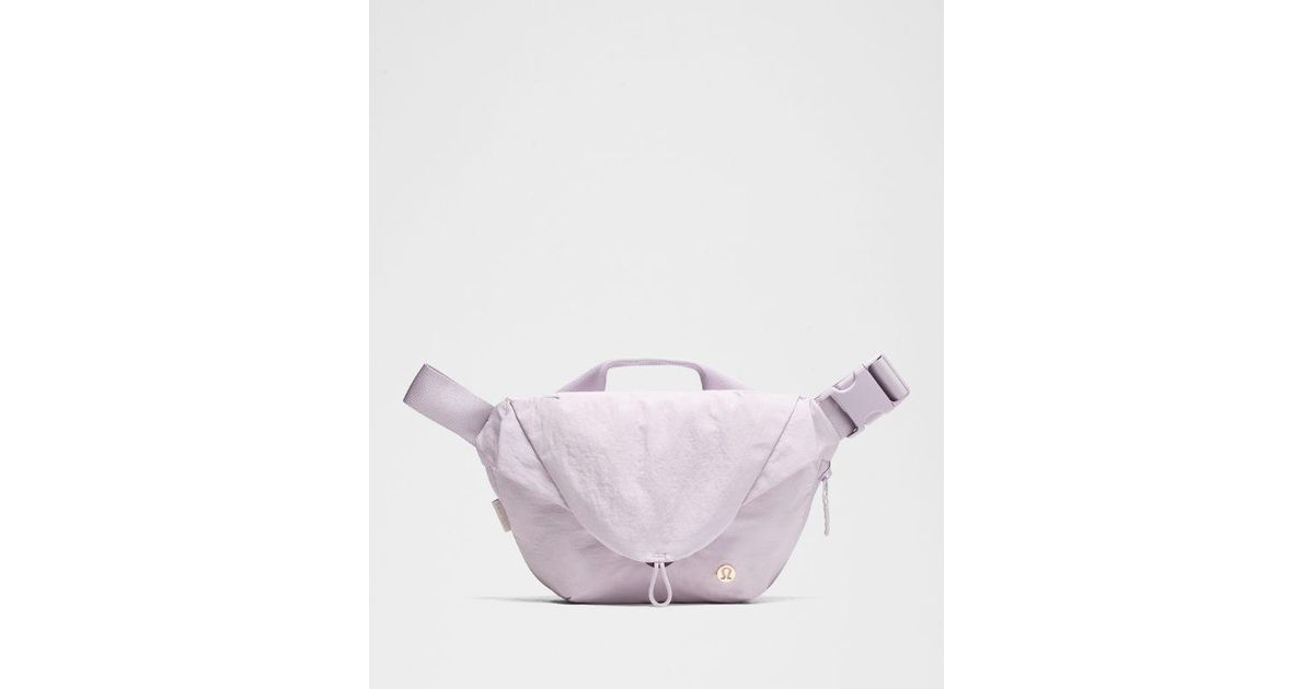 Lululemon Curved Crossbody Bag ピンク　新品 Lululemon Curved Lines Crossbody Bag - Pink Pastel - lulu fanatics