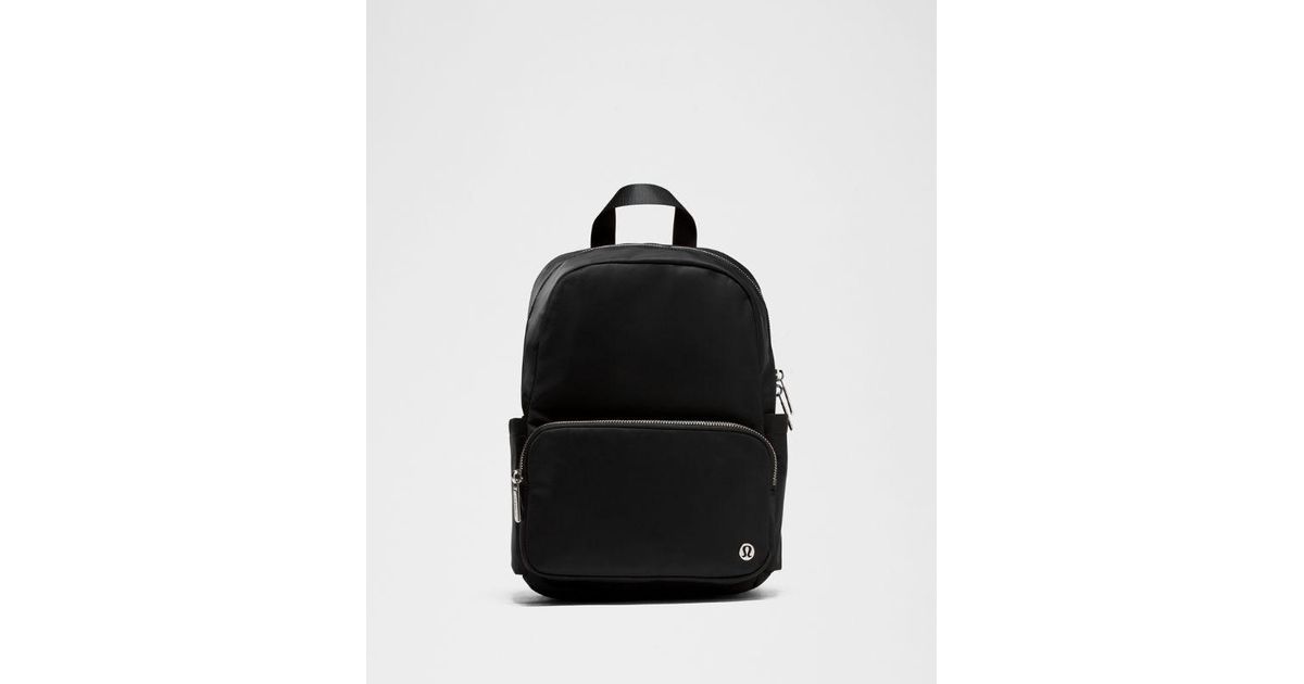 lululemon athletica Black Everywhere Backpack small 11.5 L with Gold Hardware Everywhere Backpack Small 11.5L *Metal Hardware | Men main image 2