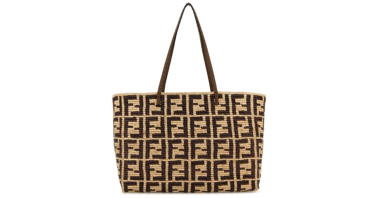 トートバッグ FENDI Embroidered Straw Large Roll Shopping Bag Fendi Embroidered Straw Large Roll Shopping Bag in Brown | Lyst