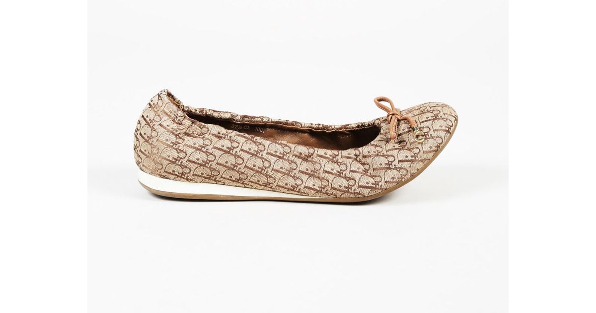 monogram flats