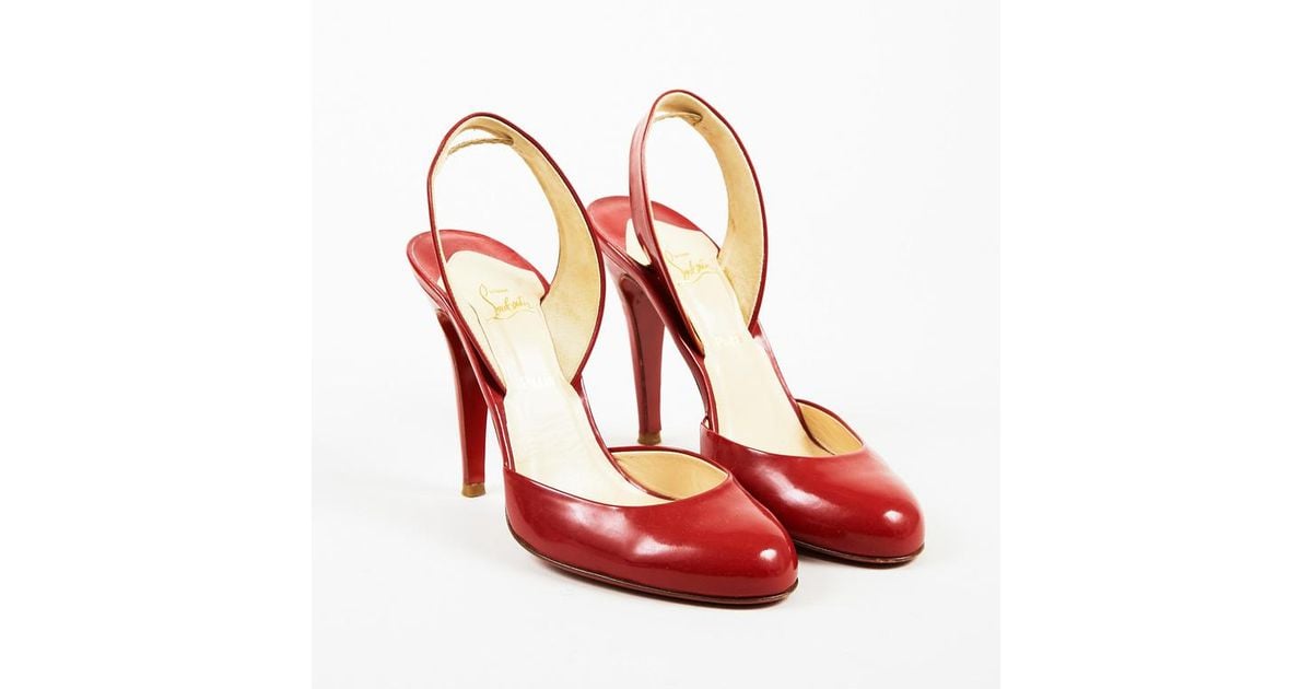 red patent pumps round toe
