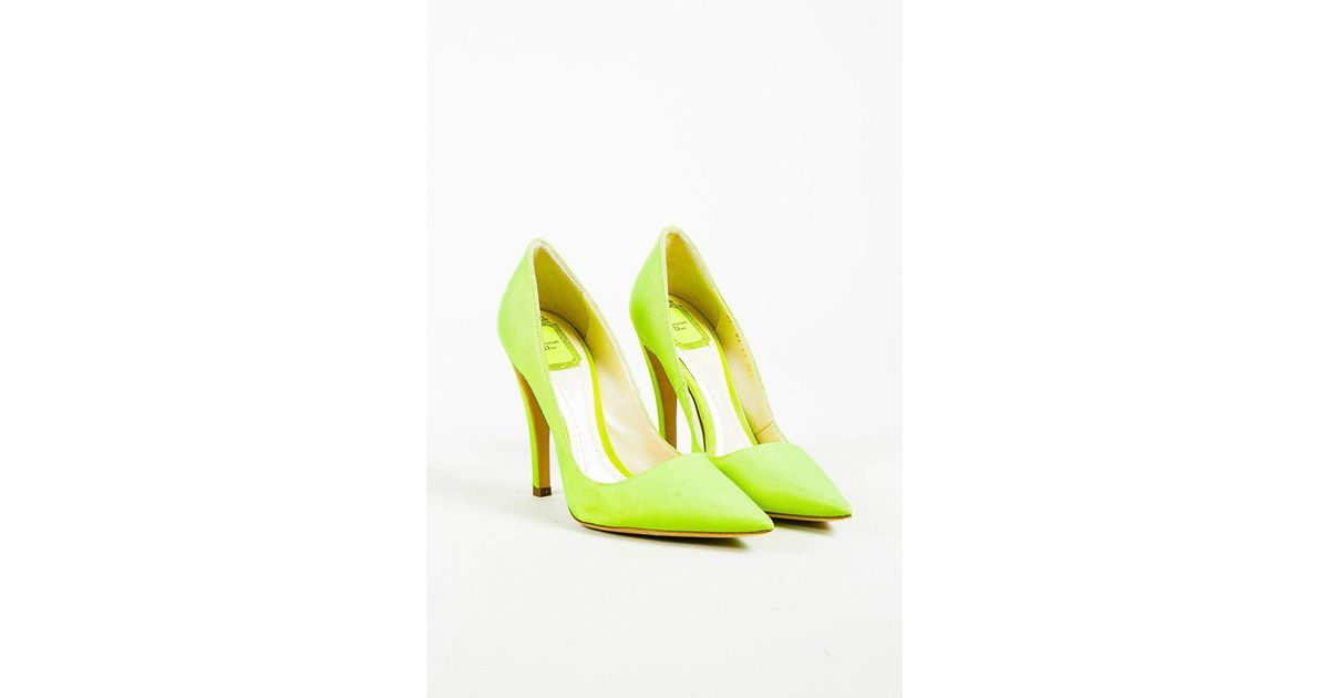 neon green pointy toe heels