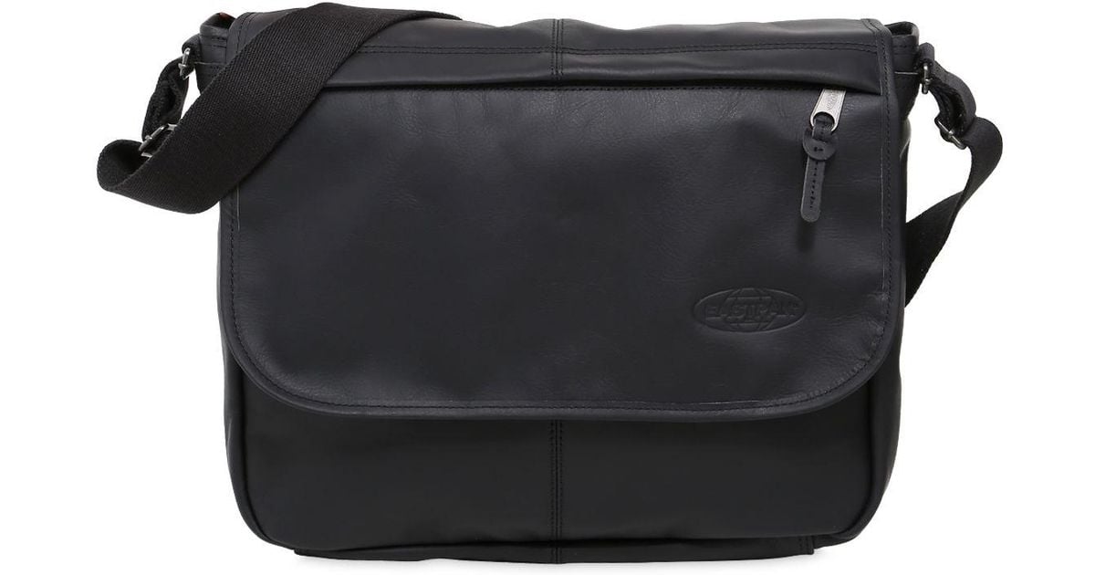 Eastpak 20l Delegate Leather Messenger Bag in Black for Men Lyst