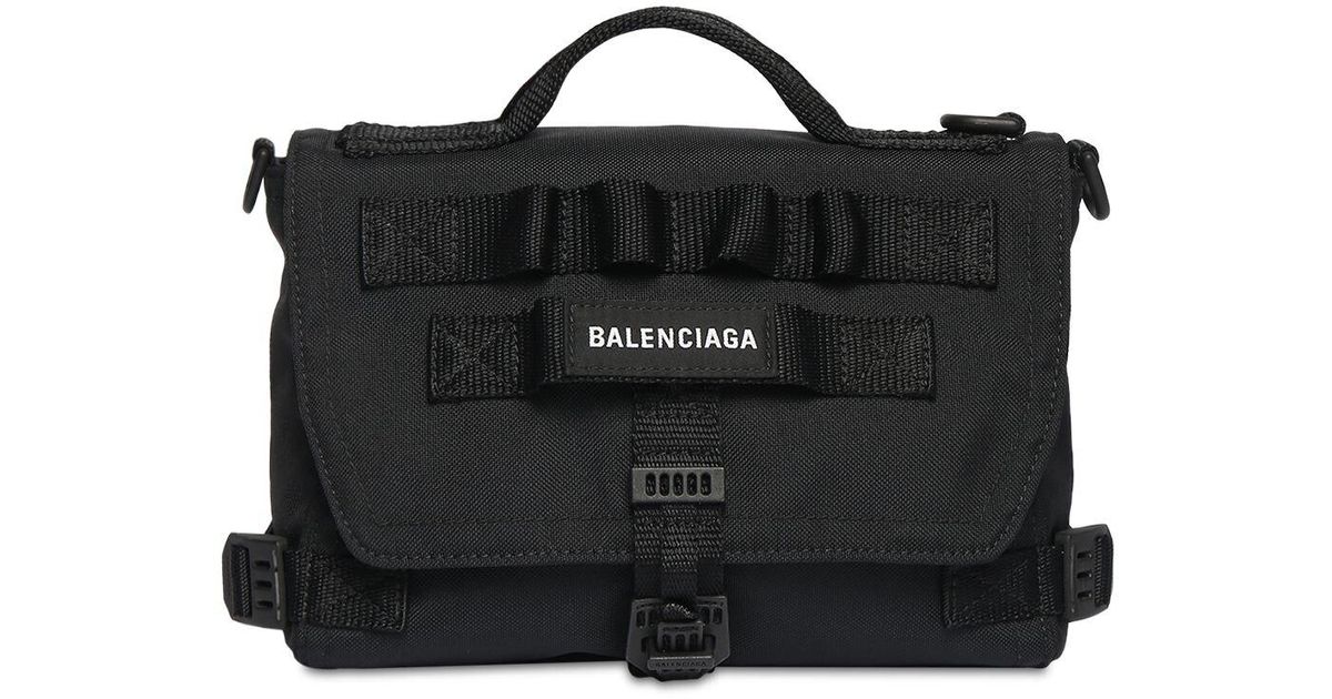 メンズ Balenciaga Army リサイクルナイロンメッセンジャーバッグ ...