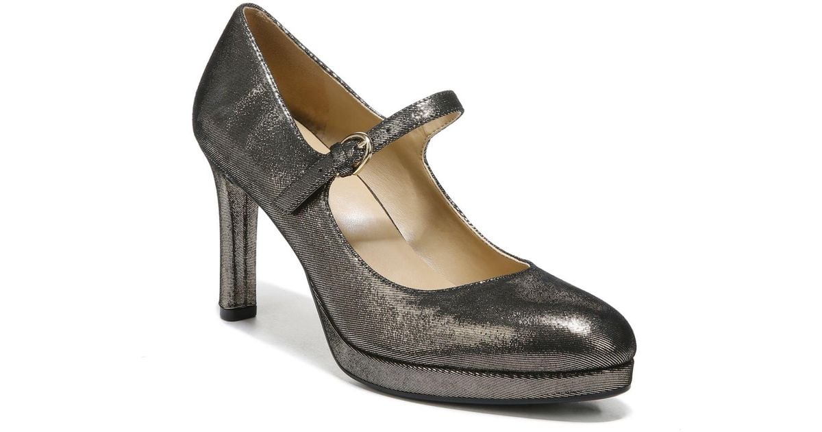 naturalizer talissa pump
