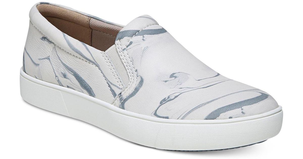 macys naturalizer marianne