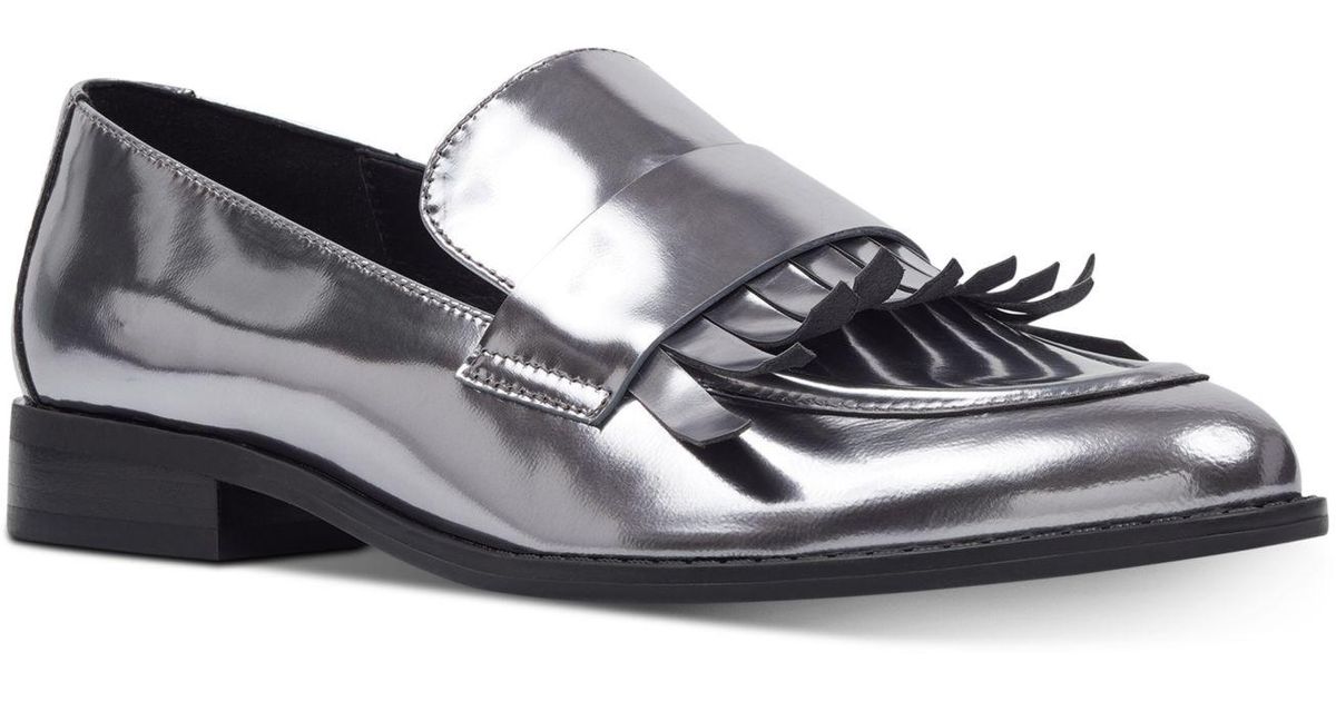 nine west owyn kiltie loafer