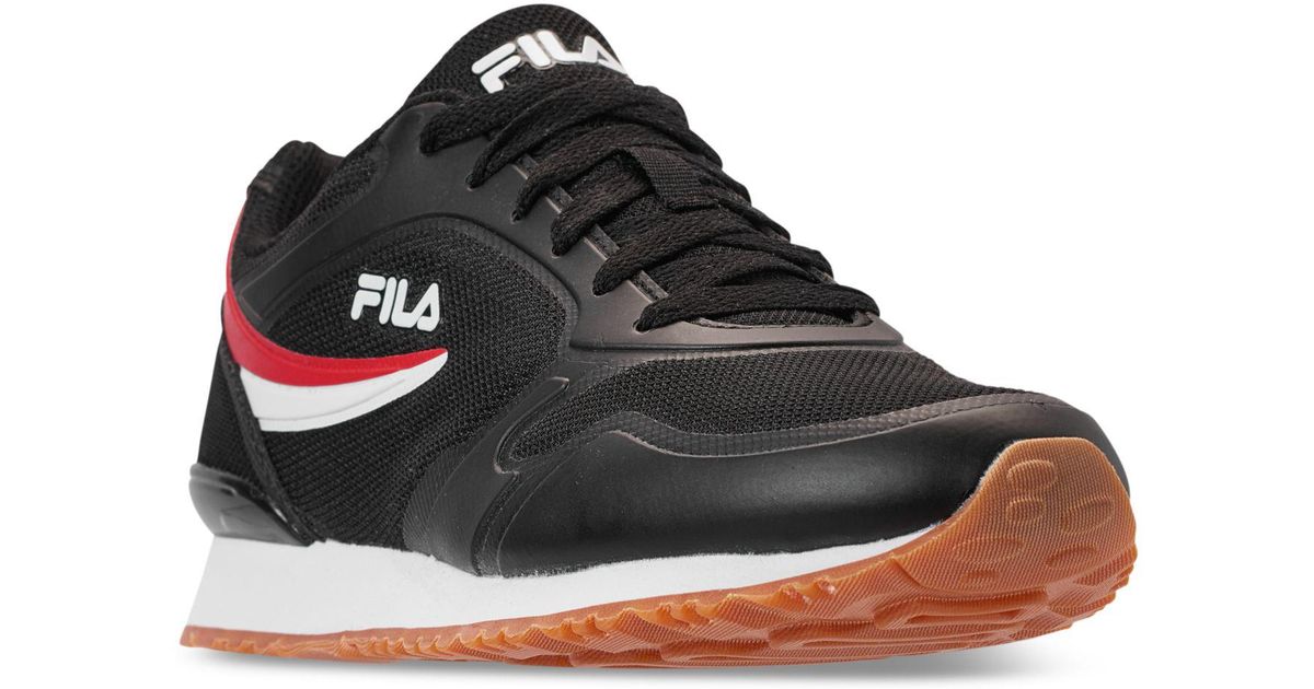 fila men's brayson sneakers