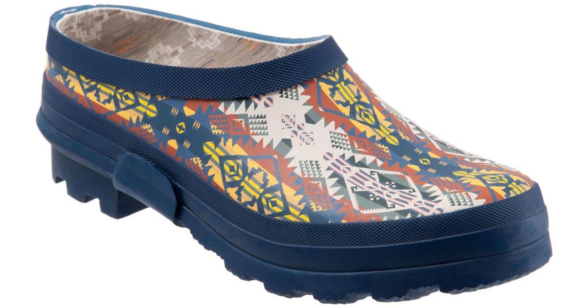 Pendleton Journey West Waterproof Garden Clogs in Blue Lyst