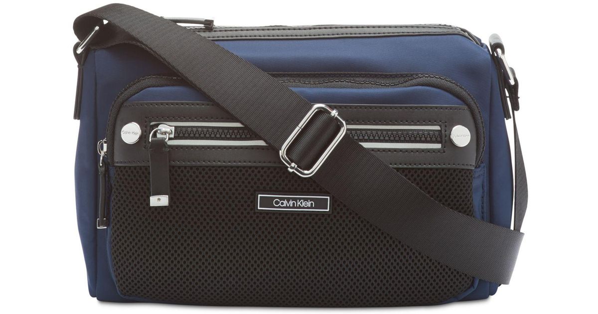 calvin klein tali signature messenger