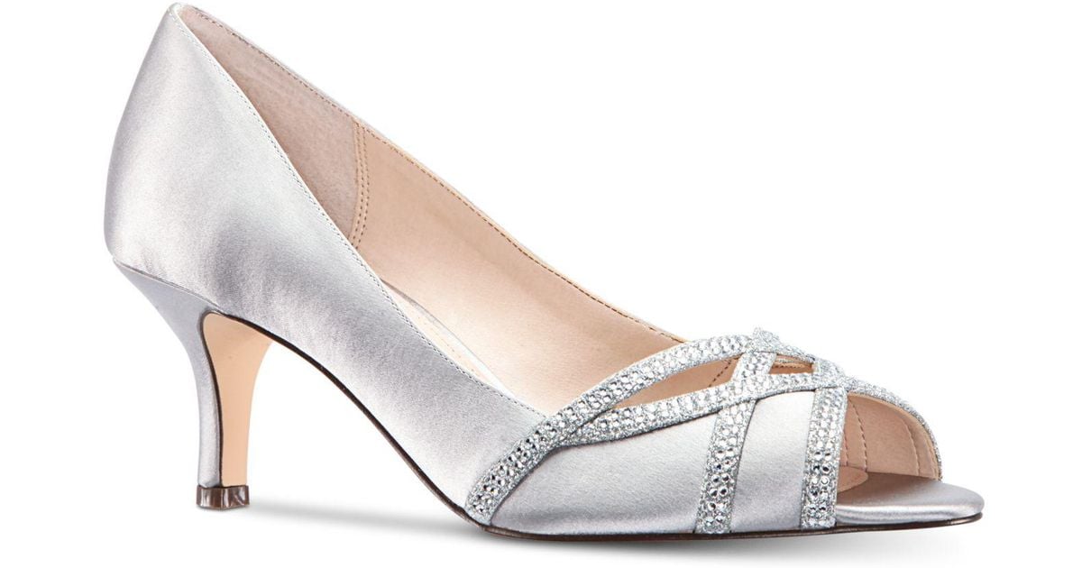 nina manon evening pumps