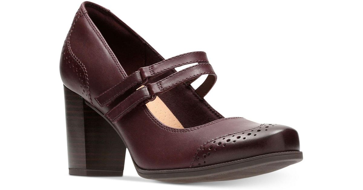 clarks mary jane pumps