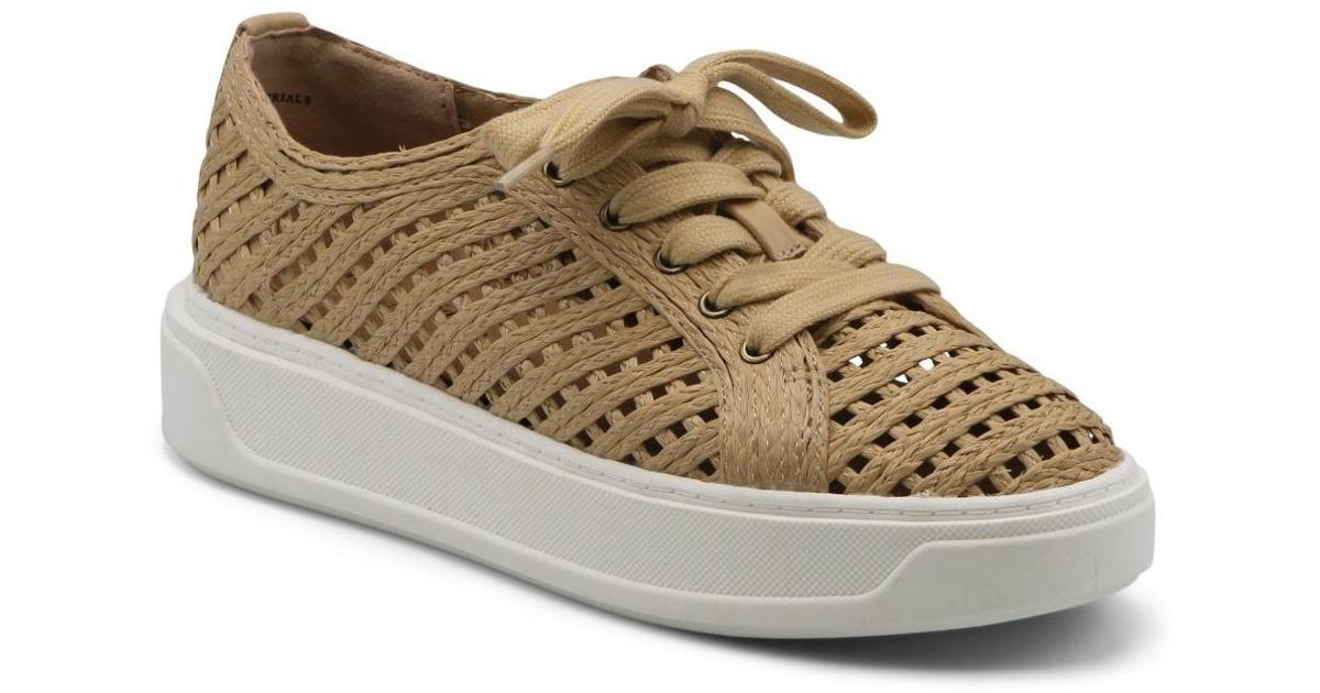 Charles David Reason Fashion Sneaker in Natural | Lyst