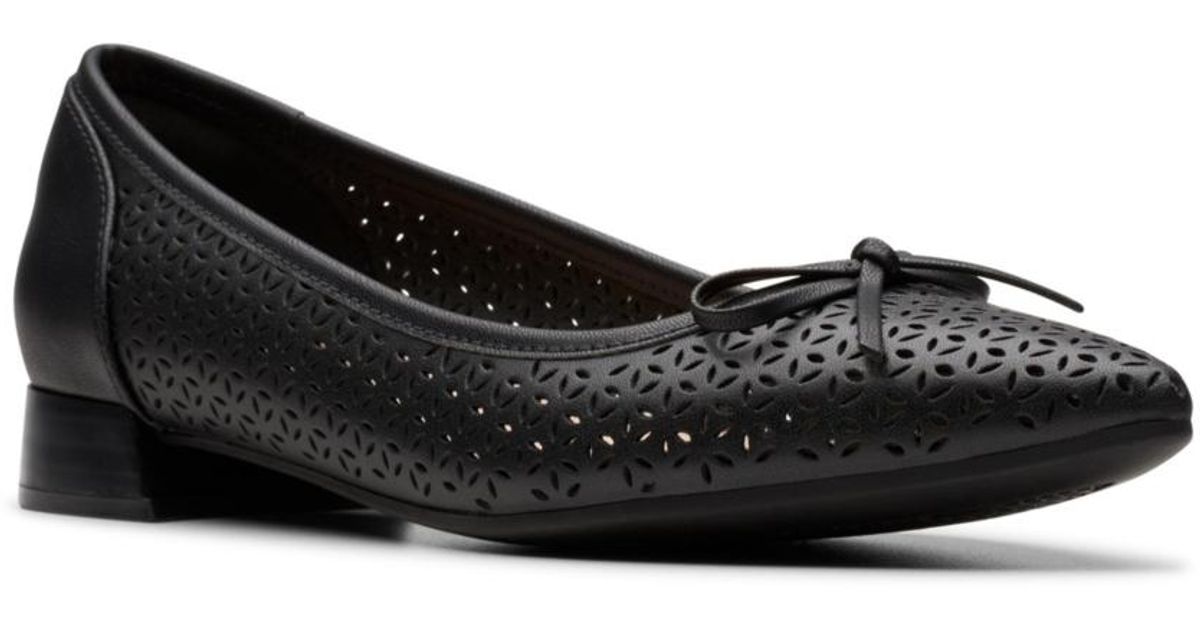 Clarks Natalyn Dusk Leather Shoes in Black | UK