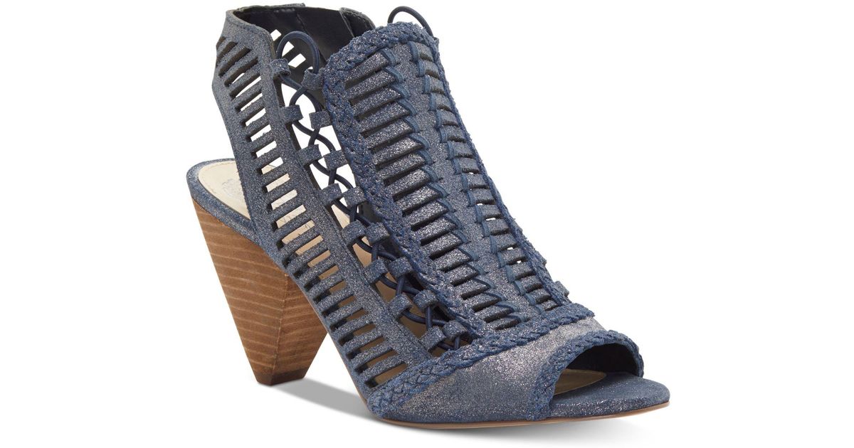 vince camuto kalintie leather dress sandals