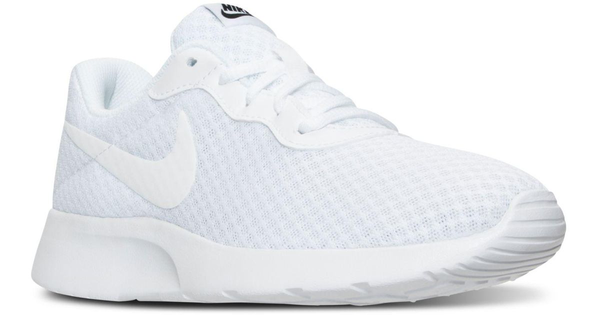 tanjun casual sneakers