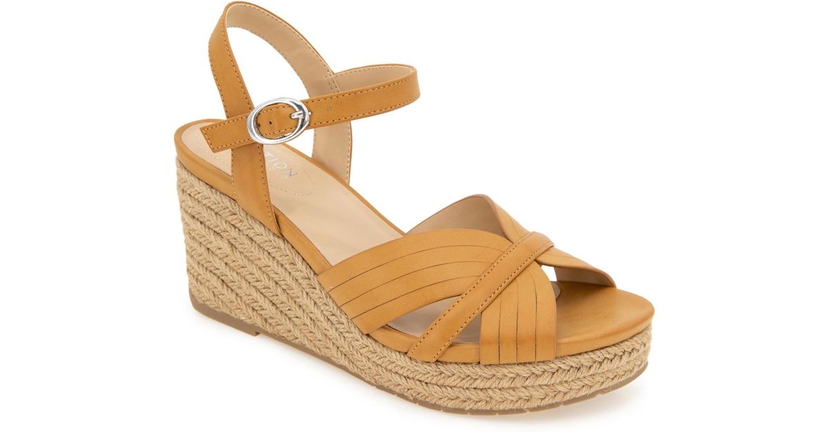 Kenneth Cole Women's Super Comfy Wedge Heels With Peep Toe & Buckle Detail