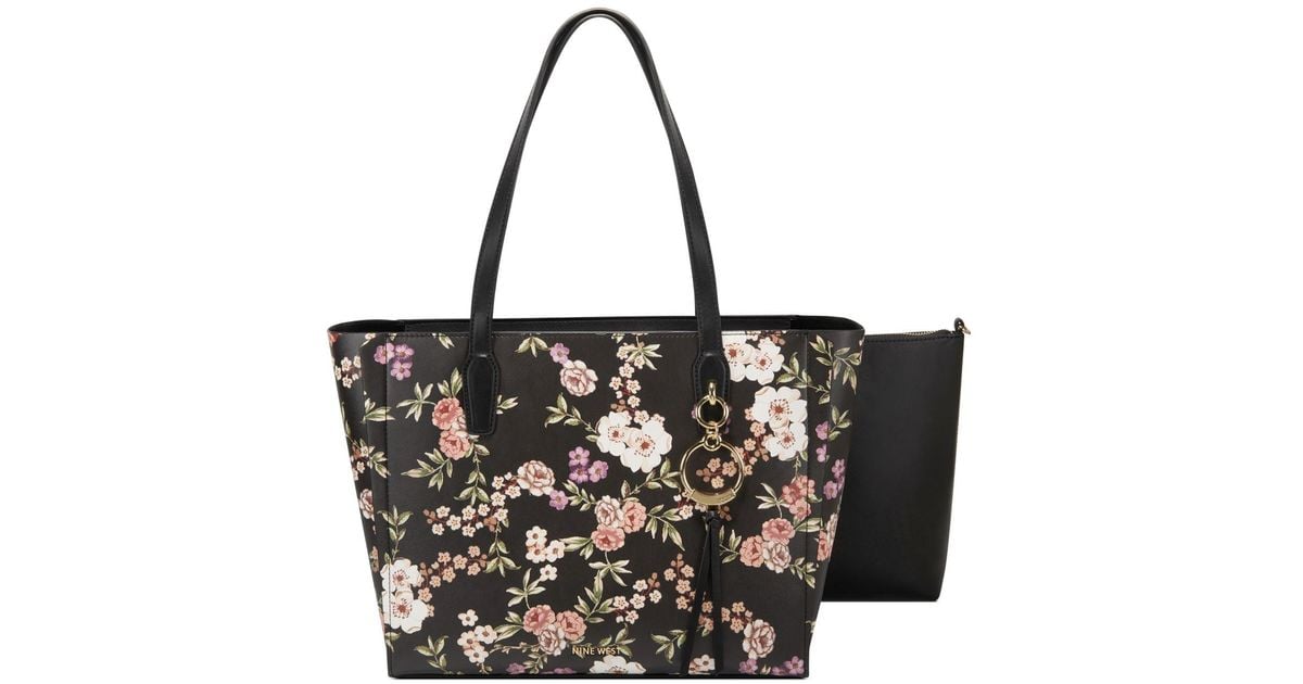 nine west ringleader tote