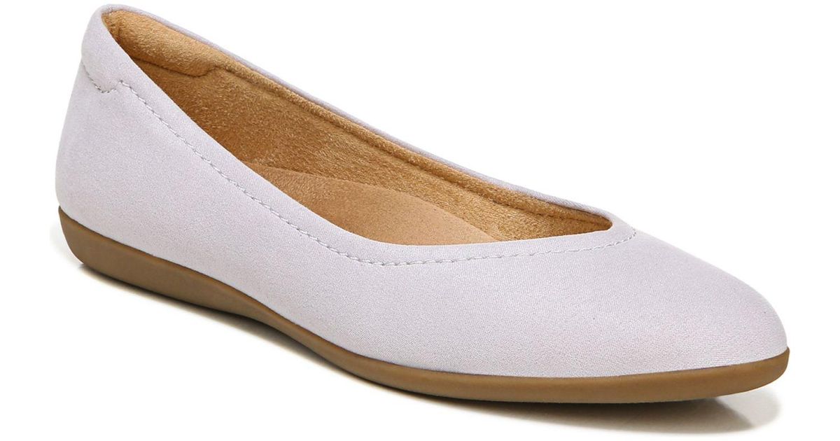 naturalizer belina low flats