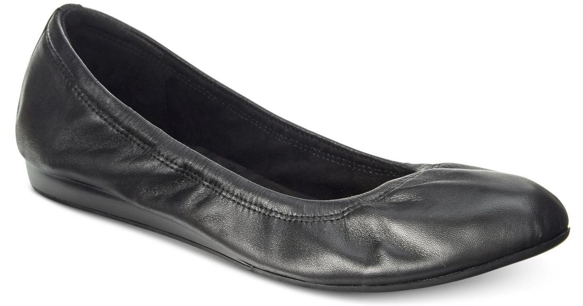 bandolino fadri ballet flats