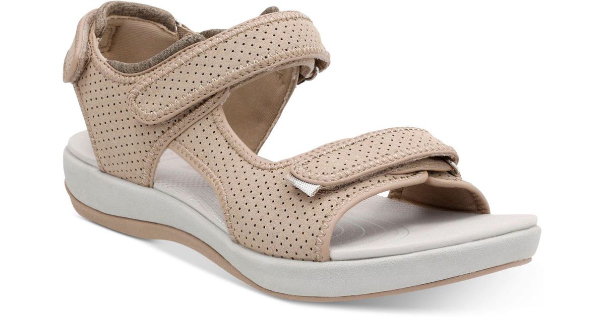 clarks women's brizo sammie flat sandal