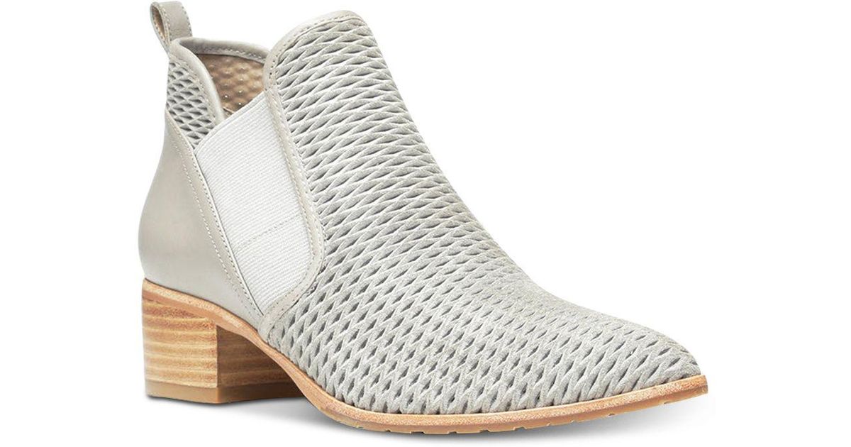 donald pliner darla bootie