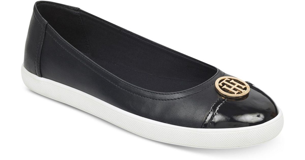 tommy hilfiger flats macy's
