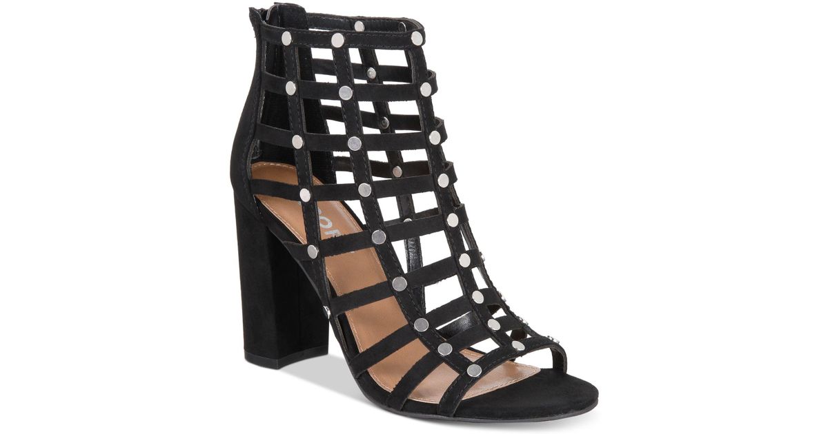 report black heels