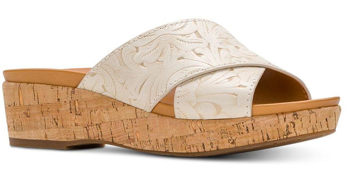 patricia nash luca wedge sandals