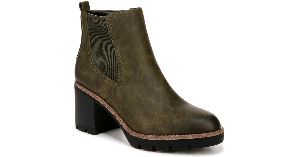 naturalizer madalynn lug sole booties