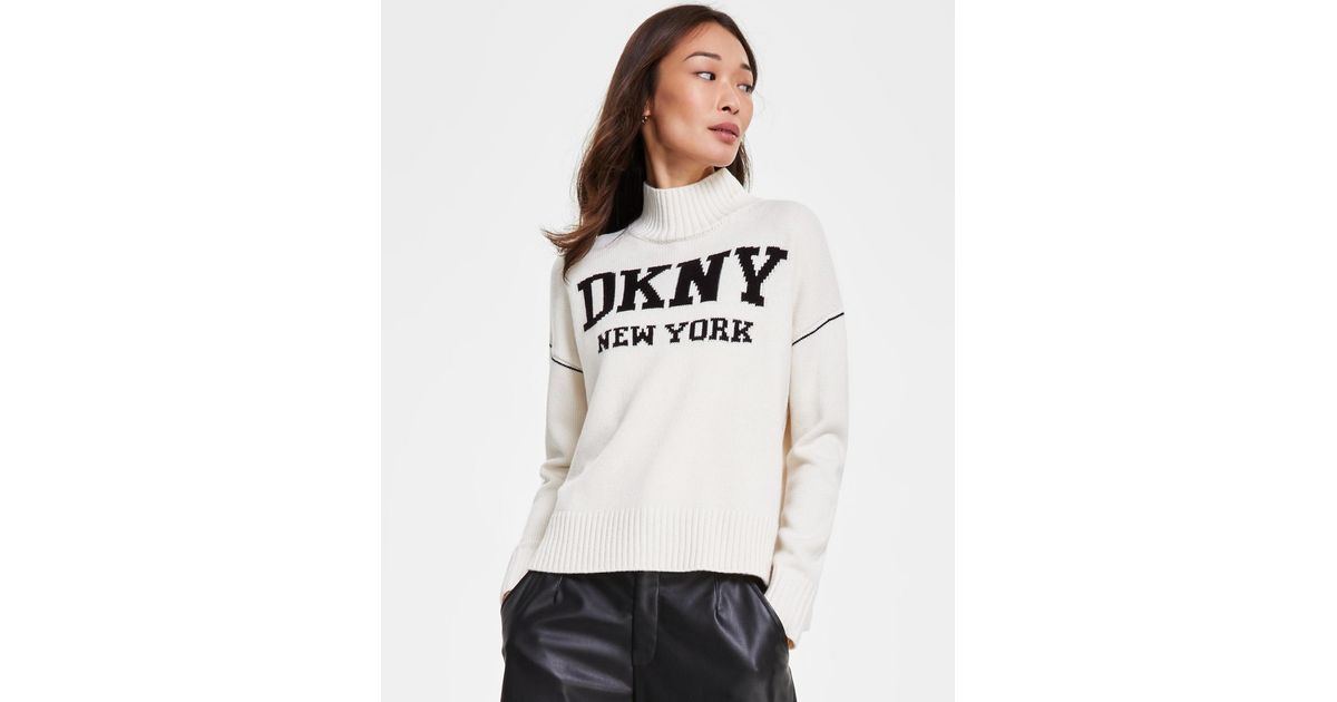 DKNY Intarsia Logo Turtleneck Sweater in White | Lyst DKNY Intarsia Logo Turtleneck Sweater in White | Lyst