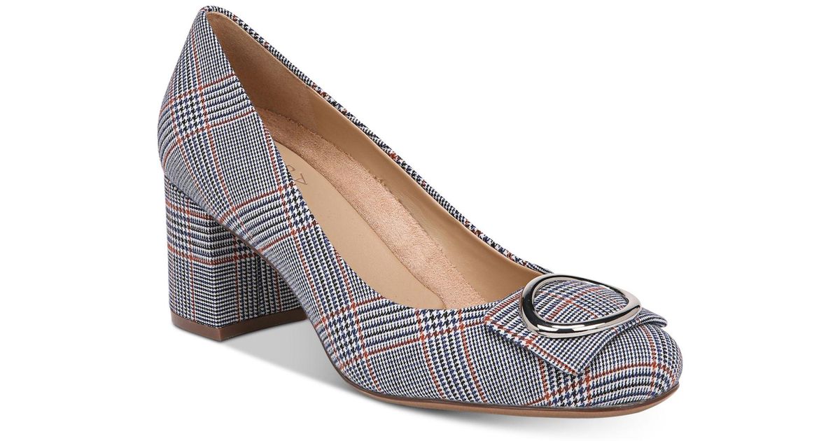 naturalizer wright pump