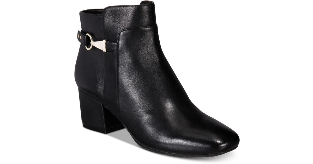 bandolino black leather boots