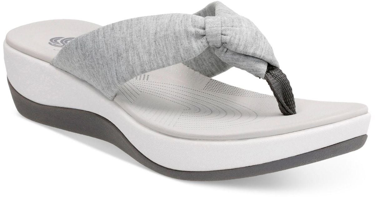 Clarks Cloudsteppers Arla Glison Sandals in White | Lyst