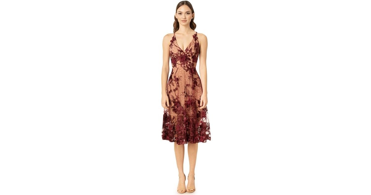Dress the Population Audrey Floral Applique Lace Dress in Red | Lyst