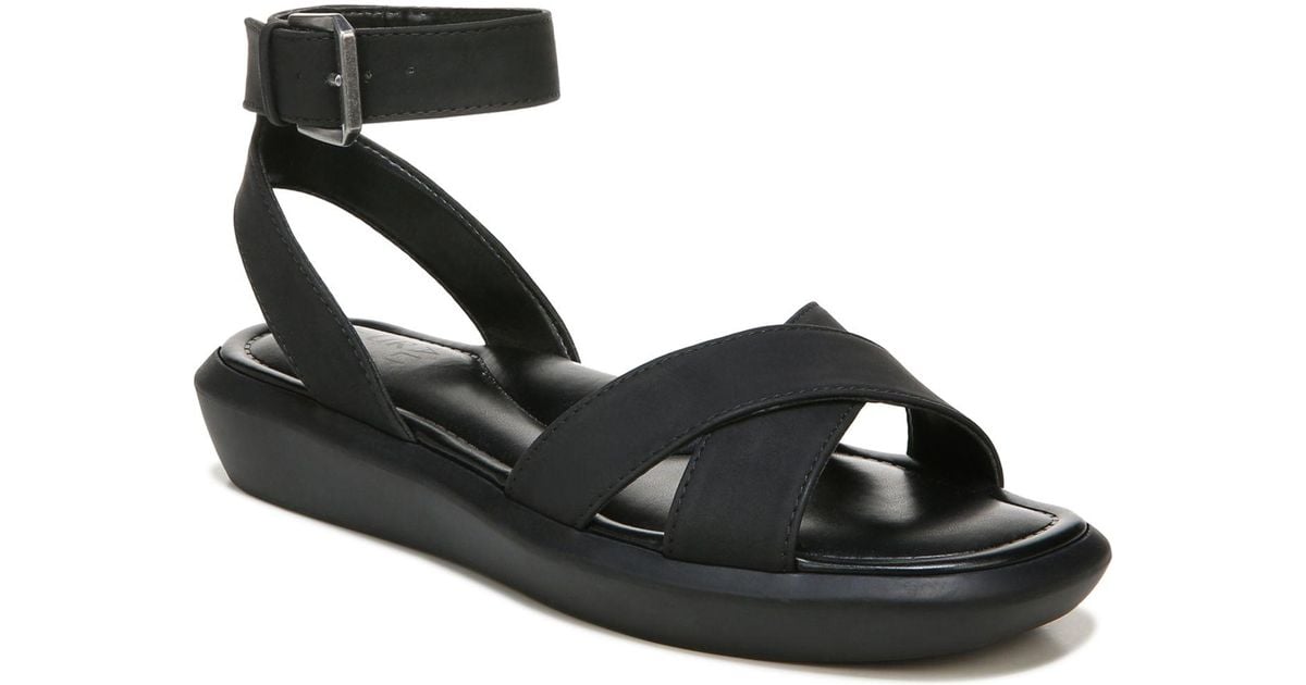 Naturalizer Linen Jamila Flat Sandals in Black | Lyst