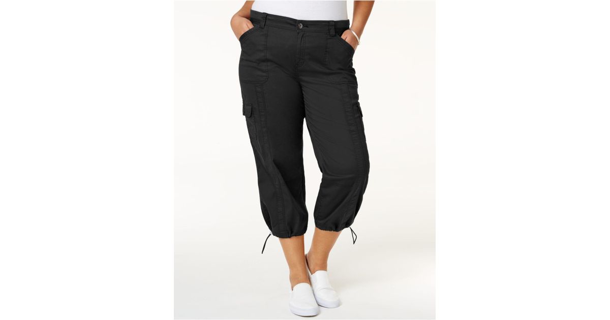 Cargo Plus Size Capris in Plus Size Pants 