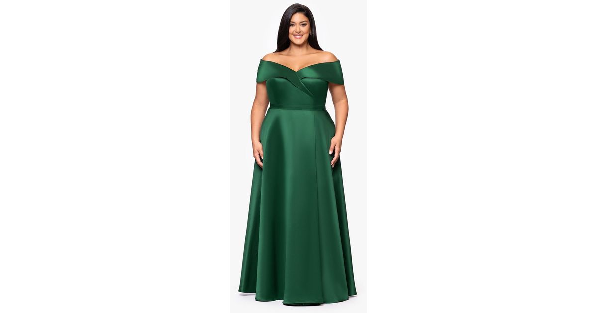 green emerald velvet dress Amazon.com: Xscape Long Sleeve Off-The-Shoulder Long Scuba Crepe Pine 6 :  Clothing, Shoes & Jewelry