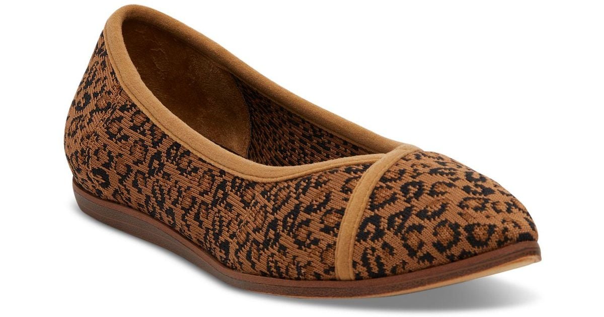 TOMS Synthetic Katie Knit Flats in Brown Lyst