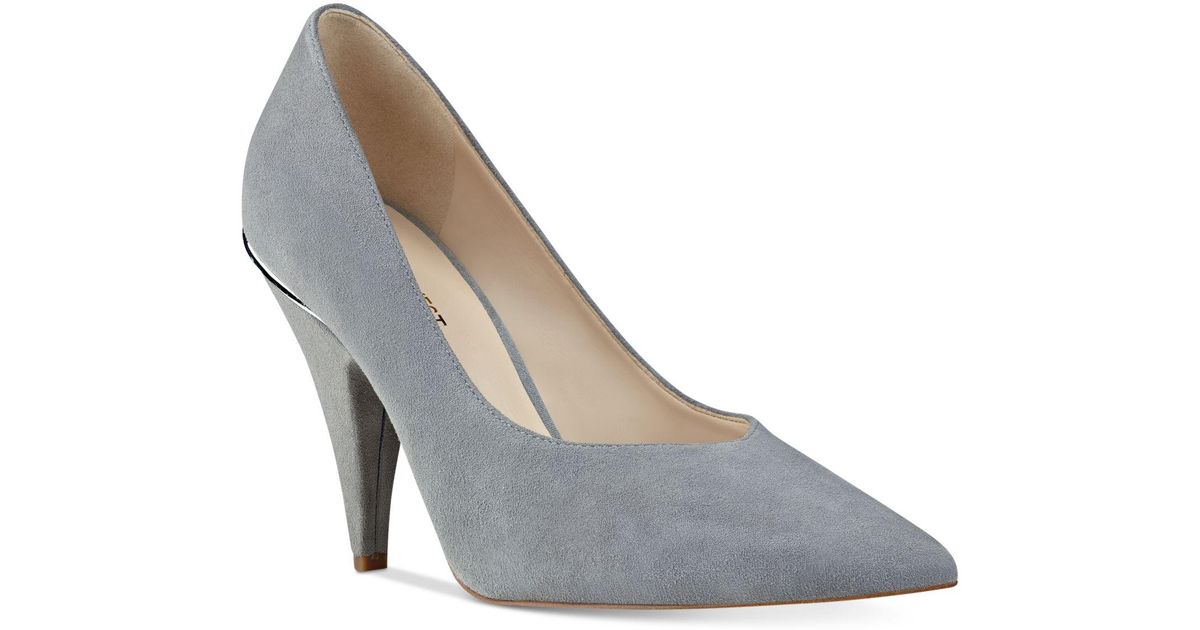 nine west whistles pump