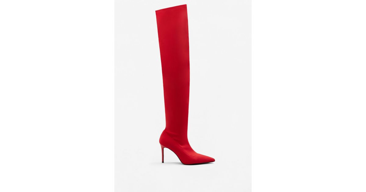 The Knee Heel Boots in Red 