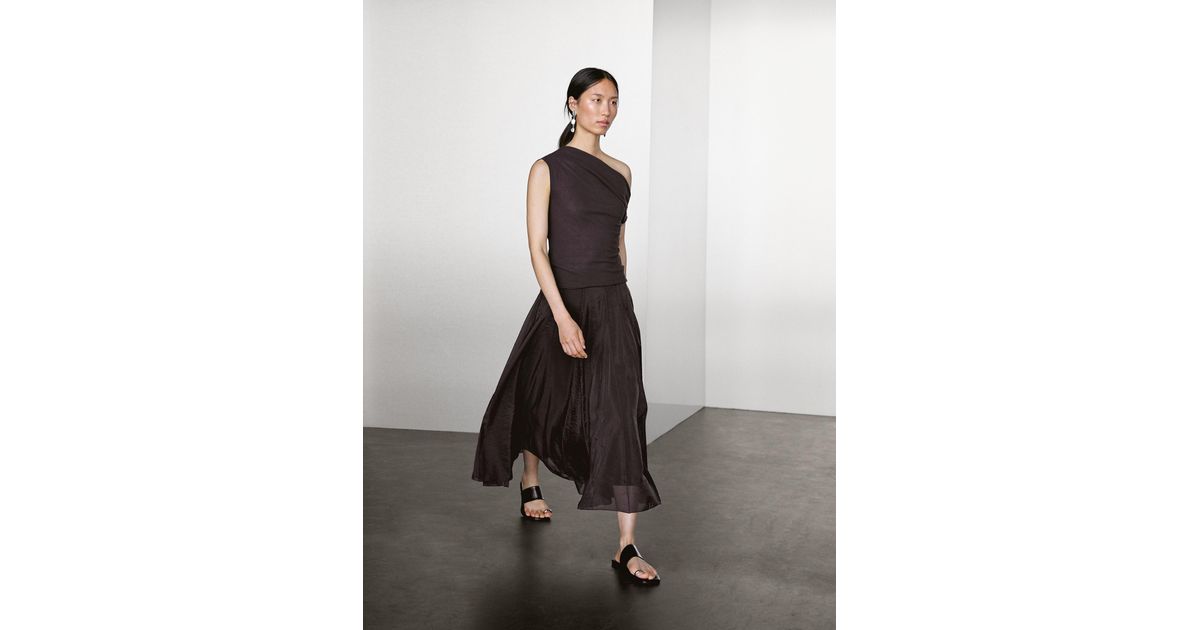 【Massimo Dutti】Long voluminous skirt with godet detail Long voluminous skirt with godet detail · Chocolate
