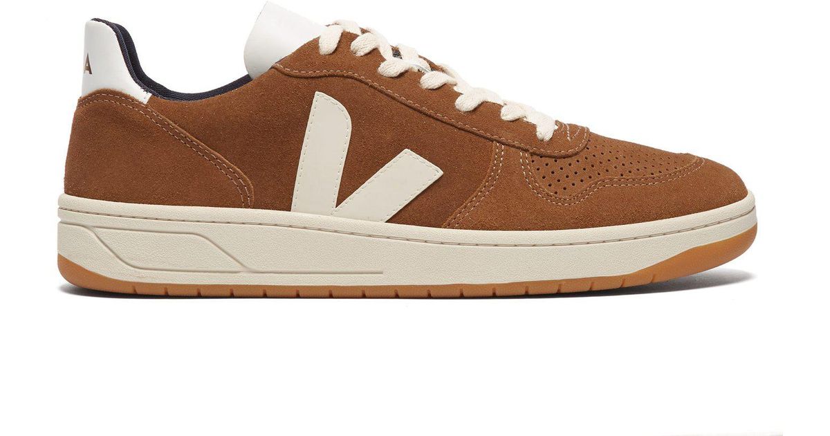 veja brown trainers