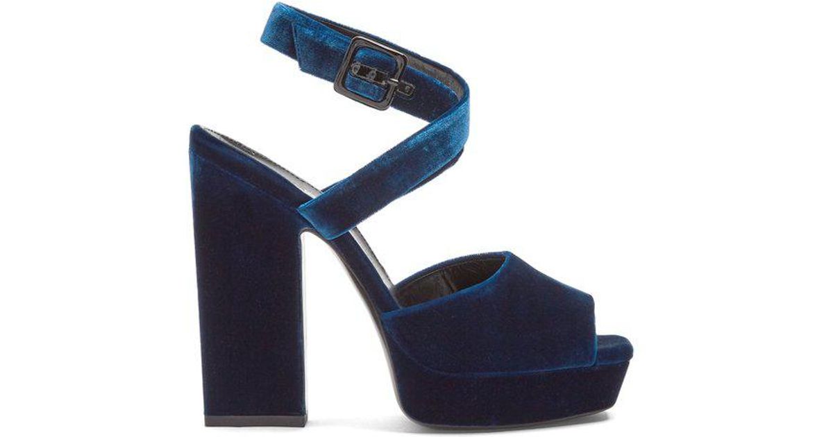 Uforudsete omstændigheder variabel prik Saint Laurent Debbie Platform-heel Velvet Sandals in Blue | Lyst