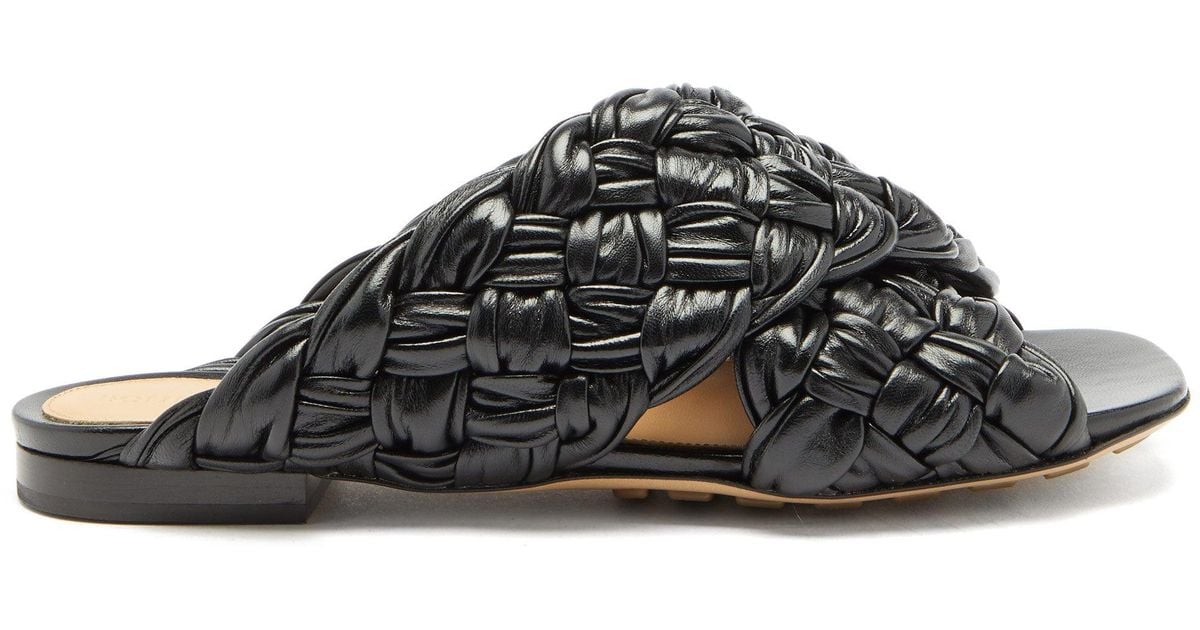Bottega Veneta Bv Board Intrecciato-woven Leather Slides in Black - Lyst