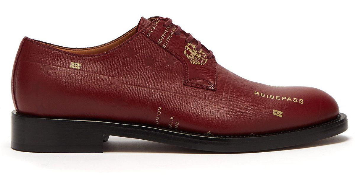 vetements derby
