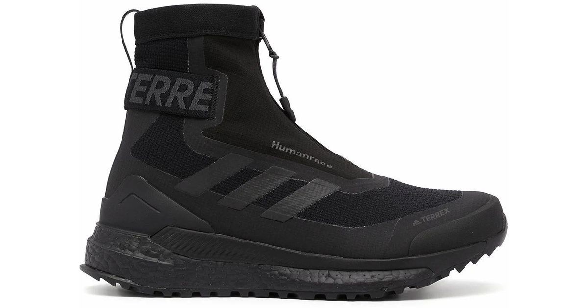 black adidas hightops