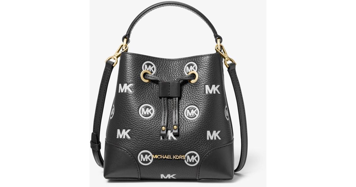 Michael Kors Mercer Small Logo Embossed Leather Bucket Bag in Black | Lyst
