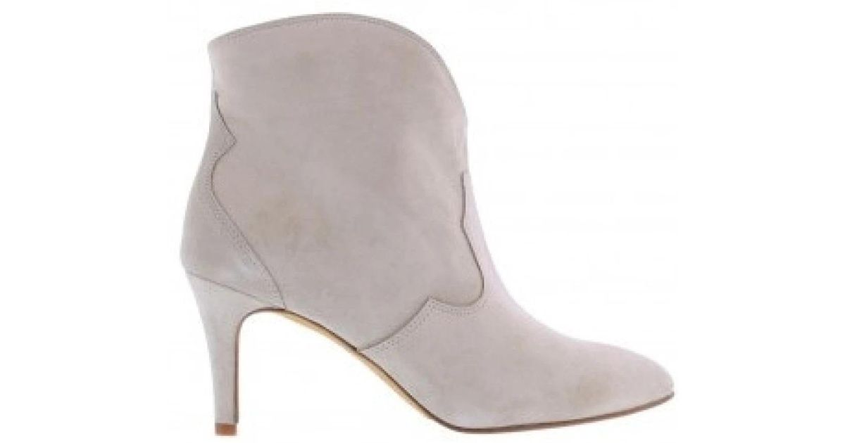 toral boots beige